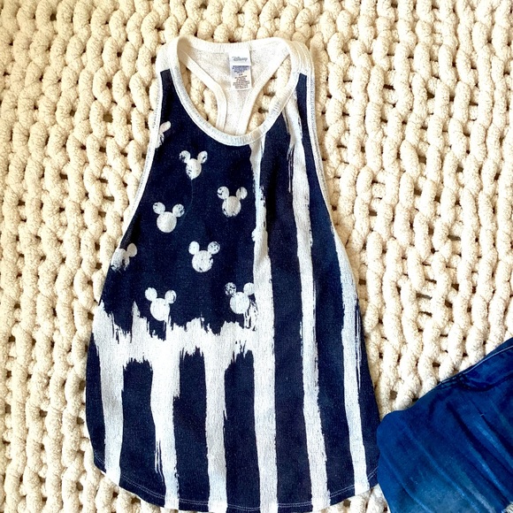 Disney Muscle Tee Flag Mickey Design - Picture 2 of 9